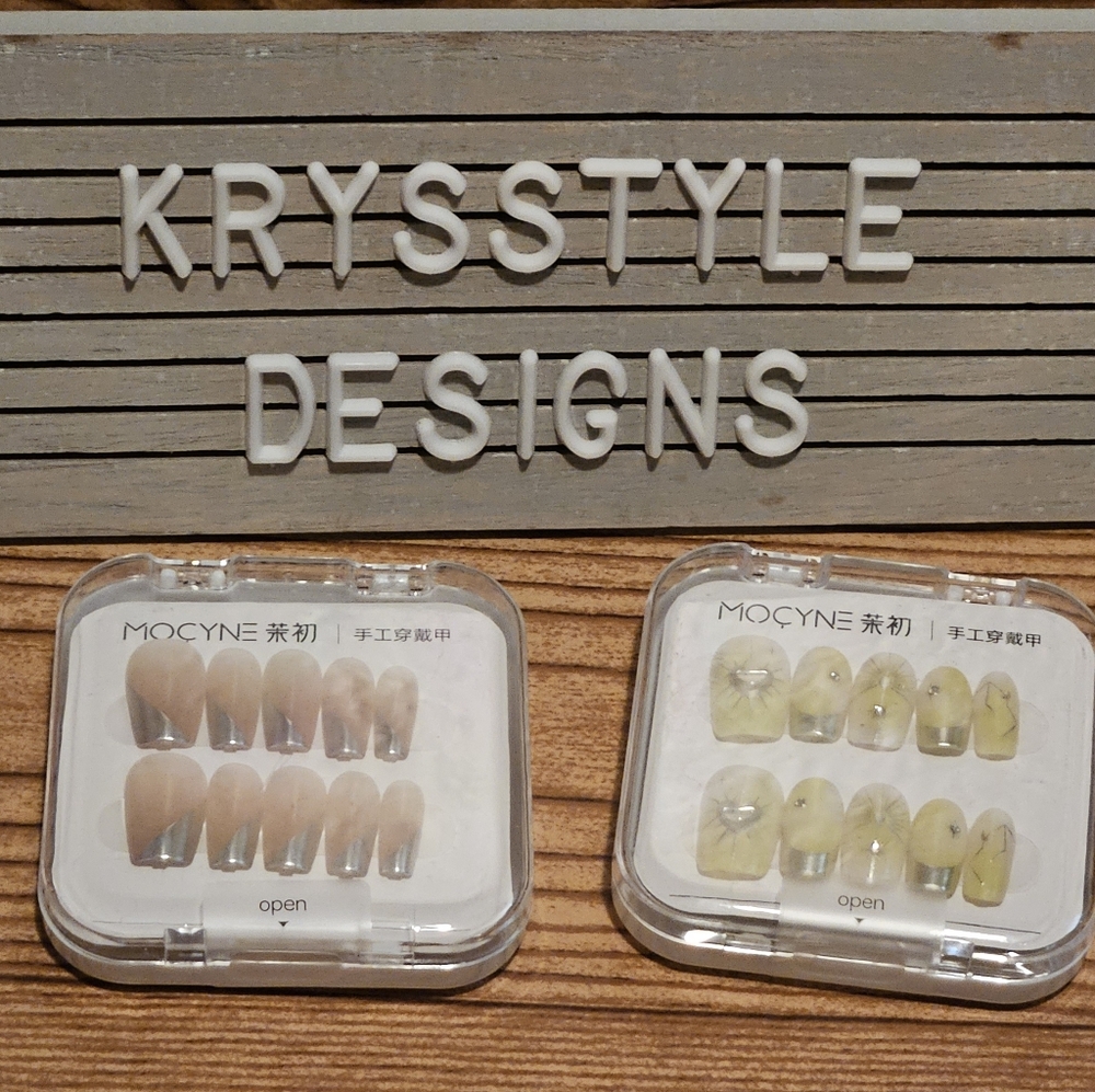 MOCYNE Nails Pre-Designed Press-On Nail Set